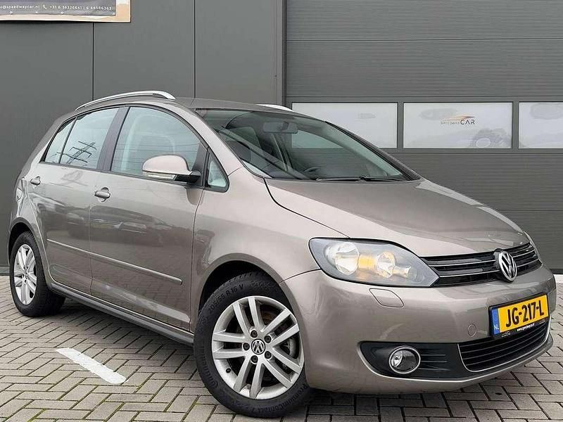 Bruin Occasion 2010 VW Golf Plus Cross Comfortline MPV | € 8.599 (Eerlijke prijs) - Afbeelding 1/4
