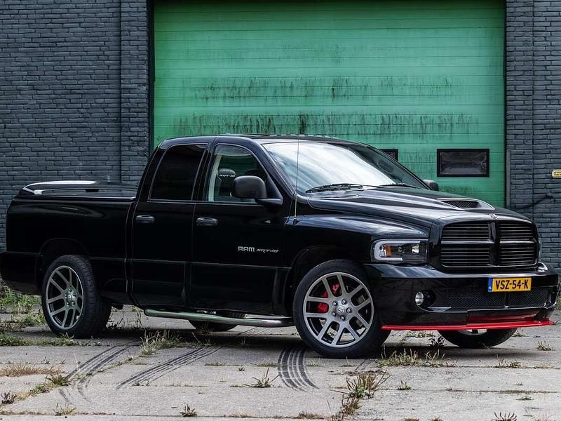 Zwart Gebruikt 2005 Dodge Ram Pickup | € 28.500 - Afbeelding 1/4