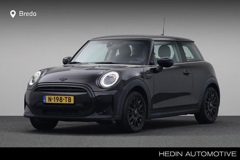 Occasion Mini Cooper Business 136 PK (100 kW) 2022 Zwart Hatchback