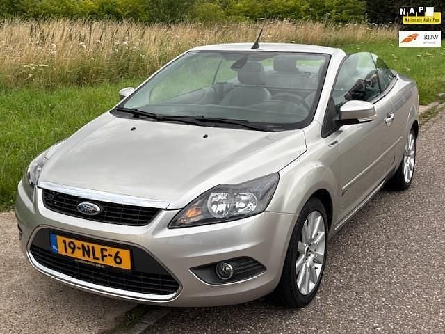 Grijs Gebruikt 2010 Ford Focus Cabriolet Titanium Cabriolet | € 6.499 (Iets duurder) - Afbeelding 1/4