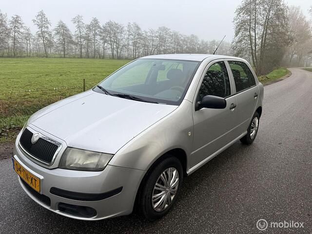 Grijs Occasion 2006 Skoda Fabia Classic Hatchback | € 999 (Eerlijke prijs) - Afbeelding 1/4