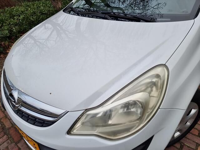 Occasion Opel Corsa Edition 95 PK (69 kW) 2011 Wit Hatchback