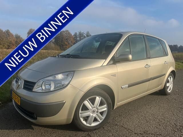 Beige Gebruikt 2006 Renault Scénic II Luxe MPV | € 1.450 (Eerlijke prijs) - Afbeelding 1/4