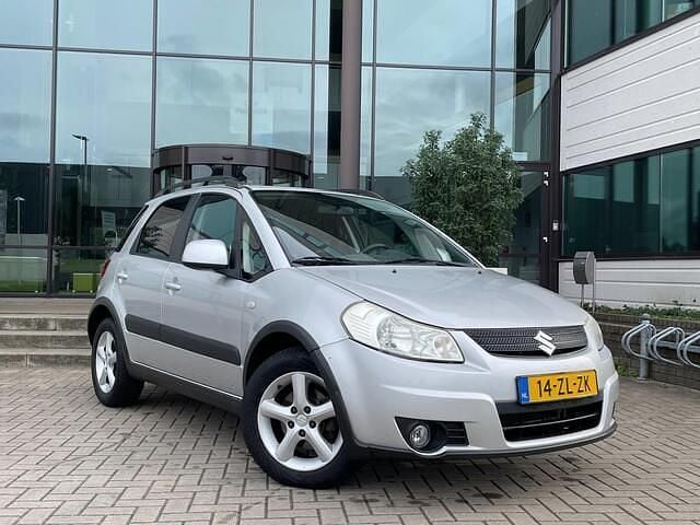 Grijs Gebruikt 2008 Suzuki SX4 MPV | € 2.399 (Goede deal) - Afbeelding 1/4