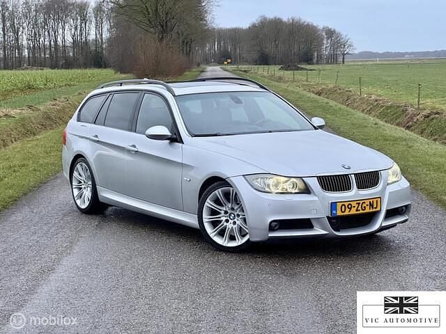 Grijs Gebruikt 2007 BMW 335 Executive Stationwagen | € 8.950 (Super prijs) - Afbeelding 1/4