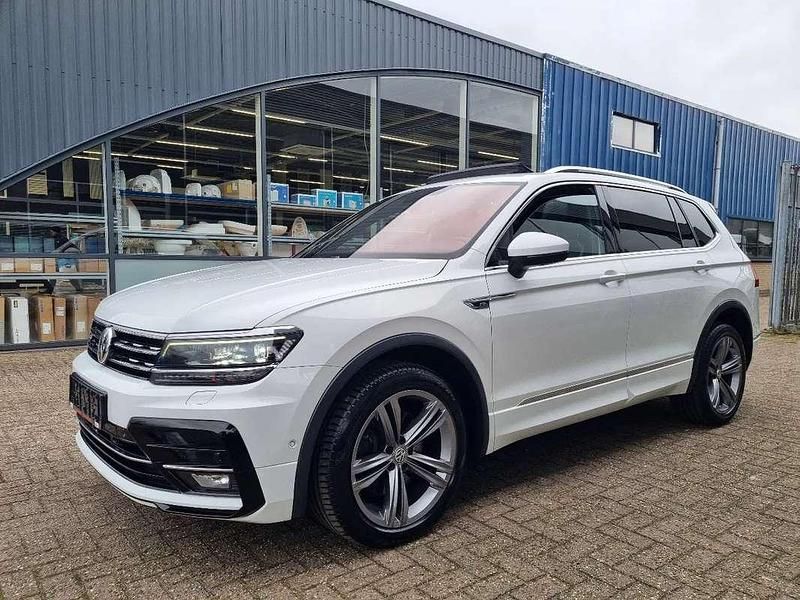 Occasion VW Tiguan Allspace R-line 180 PK (132 kW) 2018 Wit (parellak) SUV
