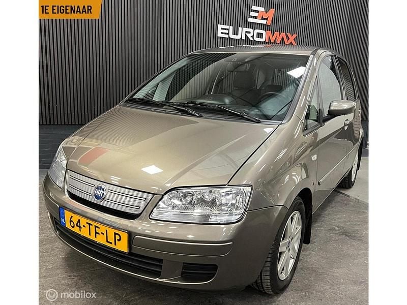 Grijs Gebruikt 2006 Fiat Idea Active MPV | € 2.999 (Eerlijke prijs) - Afbeelding 1/3