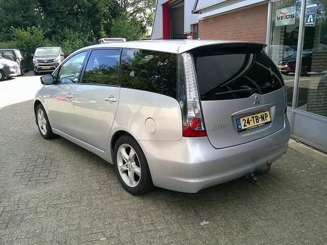 Occasion Mitsubishi Grandis Intense 165 PK (121 kW) 2006 Grijs MPV
