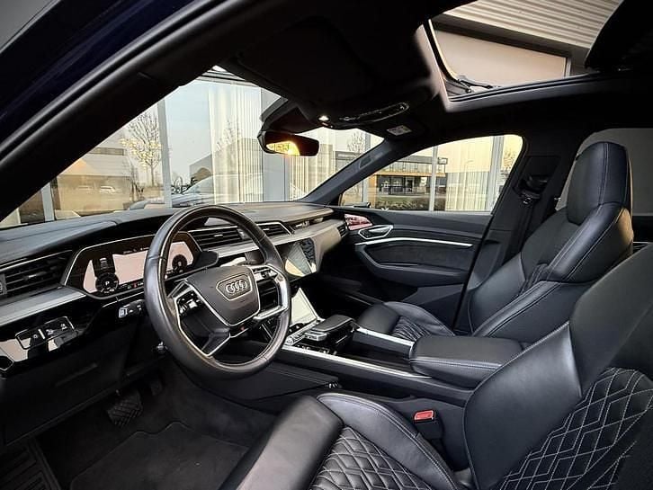 Occasion Audi e-tron Sportback Black Edition 300 kW (409 PK) 2020 Blauw (metallic) SUV
