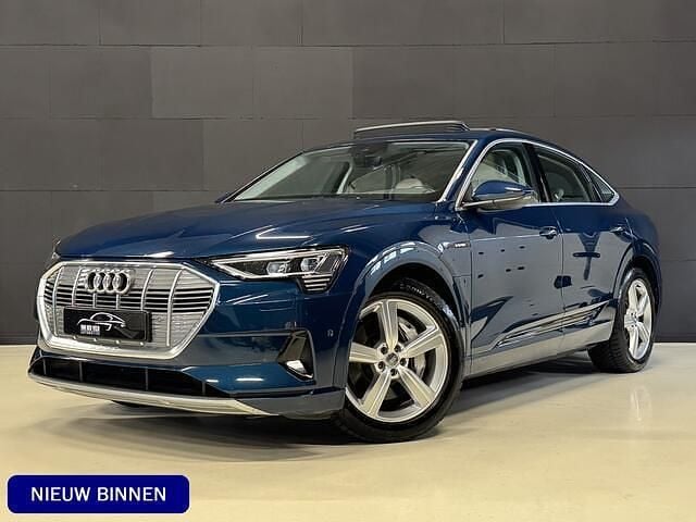 Blauw Gebruikt 2020 Audi e-tron Sportback Business SUV | € 25.900 (Goede deal) - Afbeelding 1/4