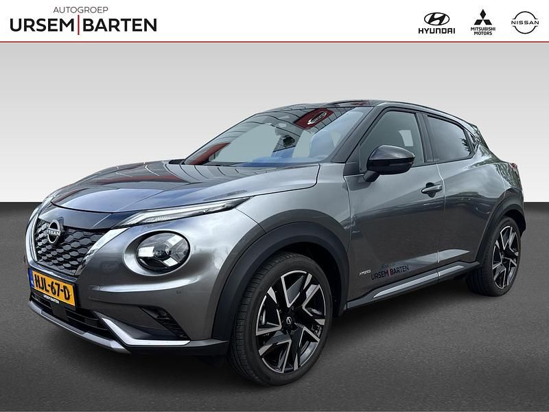 Grijs Gebruikt 2025 Nissan Juke SUV | € 32.730 (Duur) - Afbeelding 1/4