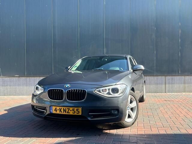 Grijs Gebruikt 2013 BMW 116 Executive Hatchback | € 8.350 (Eerlijke prijs) - Afbeelding 1/4