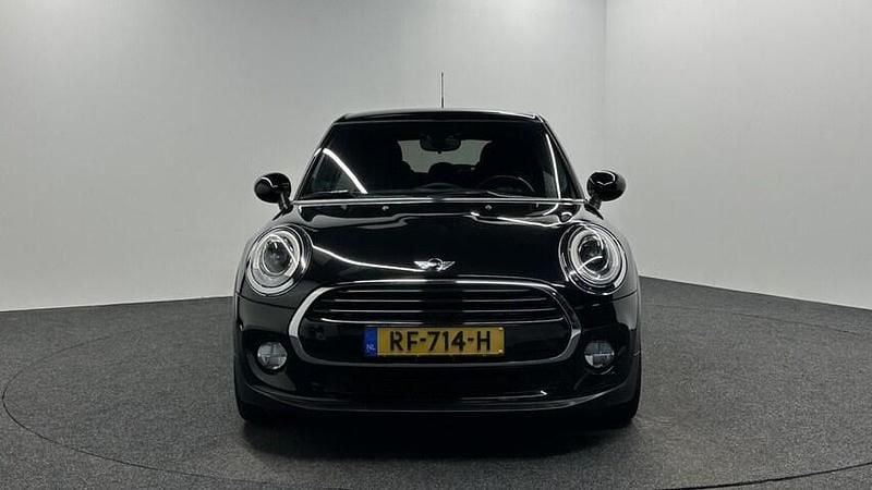 Occasion Mini Cooper Business 2017 Zwart Hatchback