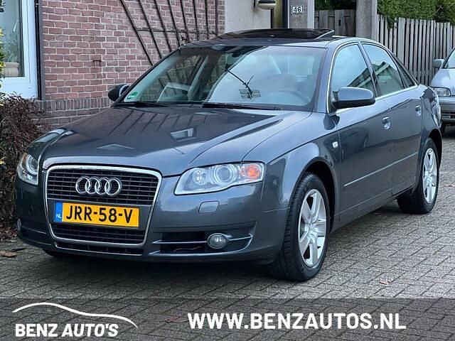 Grijs Occasion 2005 Audi A4 Sedan | € 11.499 - Afbeelding 1/4