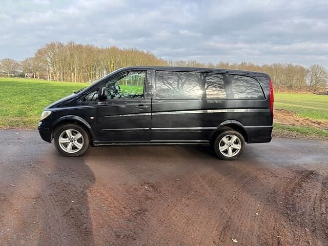 Zwart Occasion 2007 Mercedes Vito Van | € 3.000 (Goede deal) - Afbeelding 1/4