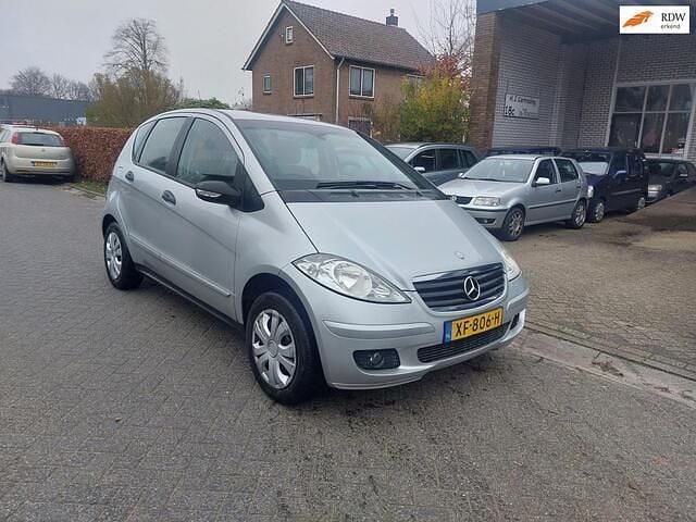 Grijs Gebruikt 2006 Mercedes A150 Classic MPV | € 899 (Eerlijke prijs) - Afbeelding 1/4
