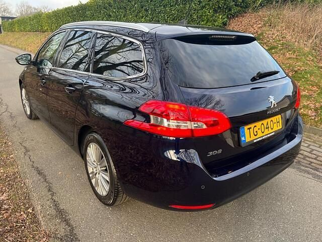 Occasion Peugeot 308 SW Premium 131 PK (96 kW) 2018 Blauw (metallic) Stationwagen