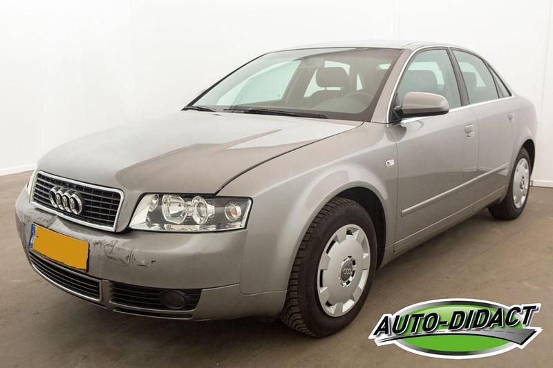 Occasion Audi A4 2004 Grijs Sedan