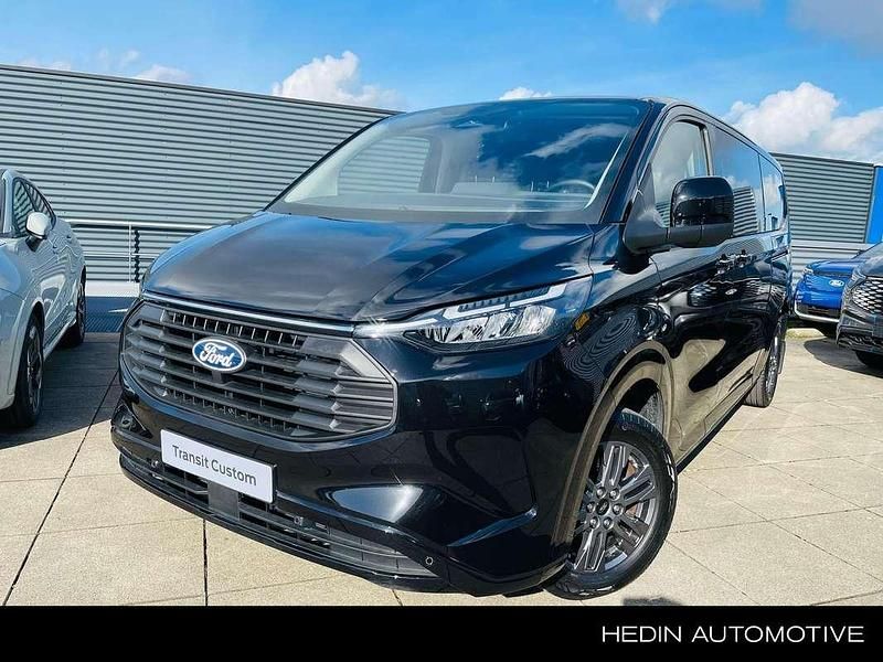 Zwart Nieuw 2025 Ford Transit Custom Limited MPV | € 59.962 (Eerlijke prijs) - Afbeelding 1/4