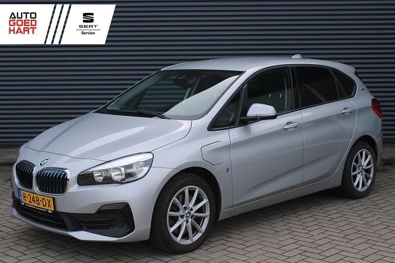 Grijs Gebruikt 2019 BMW 225 Active Tourer Executive MPV | € 15.895 (Goede deal) - Afbeelding 1/2
