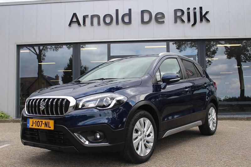Blauw Gebruikt 2020 Suzuki SX4 S-Cross SUV | € 17.950 (Eerlijke prijs) - Afbeelding 1/4