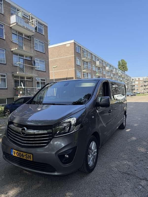 Gebruikt 2018 Opel Vivaro Van | € 12.000 - Afbeelding 1/4
