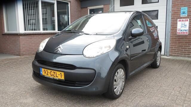 Grijs Occasion 2008 Citroën C1 Hatchback | € 2.000 (Eerlijke prijs) - Afbeelding 1/4