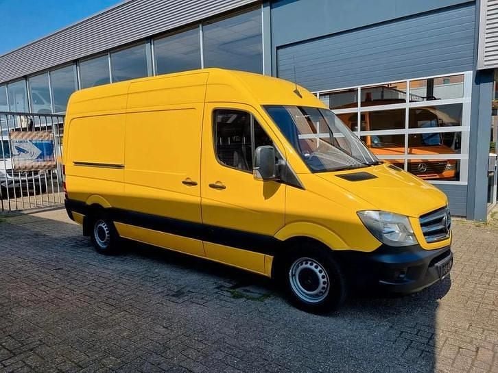 Occasion Mercedes Sprinter 143 PK (105 kW) 2018 Geel Van