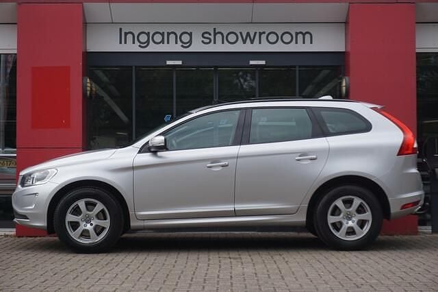 Grijs Gebruikt 2015 Volvo XC60 Summum SUV | € 14.950 (Goede deal) - Afbeelding 1/4