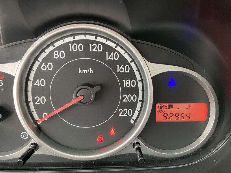 Occasion Mazda 2 75 PK (55 kW) 2013 Grijs Hatchback