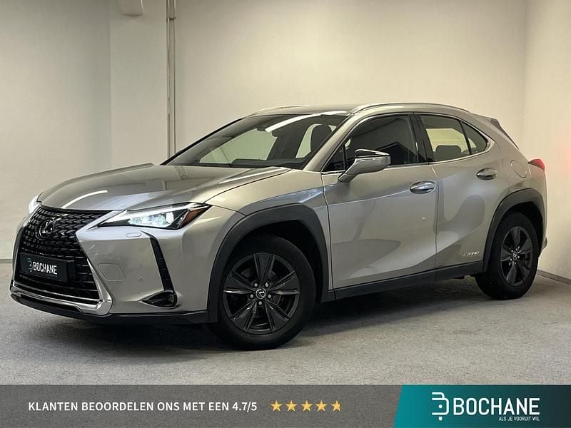 Grijs Gebruikt 2019 Lexus UX 250h Business Edition SUV | € 22.785 (Eerlijke prijs) - Afbeelding 1/4