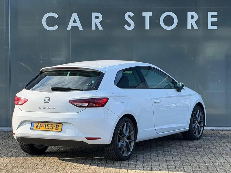 Occasion Seat Leon CONNECT 116 PK (85 kW) 2017 Wit Hatchback