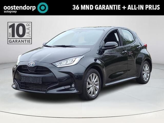 Grijs Gebruikt 2024 Toyota Yaris Edition Hatchback | € 24.950 (Eerlijke prijs) - Afbeelding 1/4