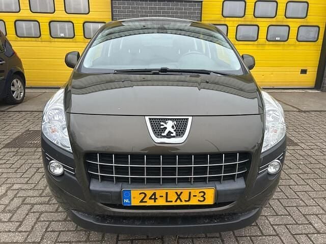 Occasion Peugeot 3008 120 PK (88 kW) 2010 Bruin Stationwagen