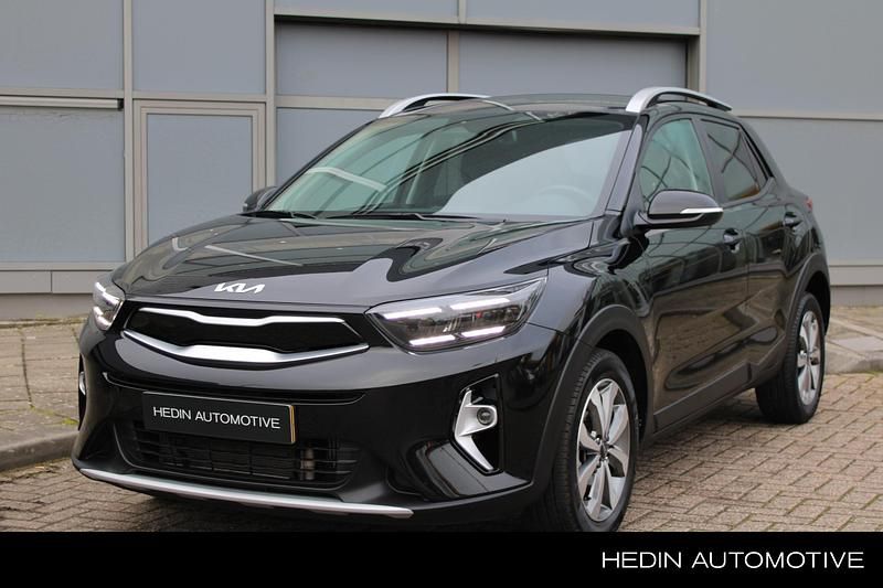 Occasion Kia Stonic 101 PK (74 kW) 2025 Zwart SUV