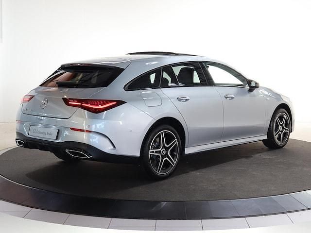 Occasion Mercedes CLA250e Shooting Brake Business 163 PK (119 kW) 2025 Zilver Stationwagen