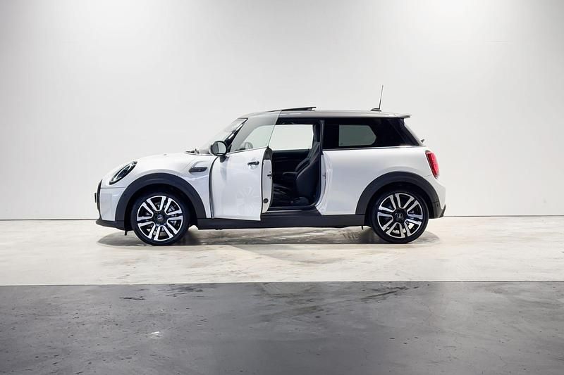 Occasion Mini Cooper Classic 135 kW (184 PK) 2023 Nanuq white Hatchback