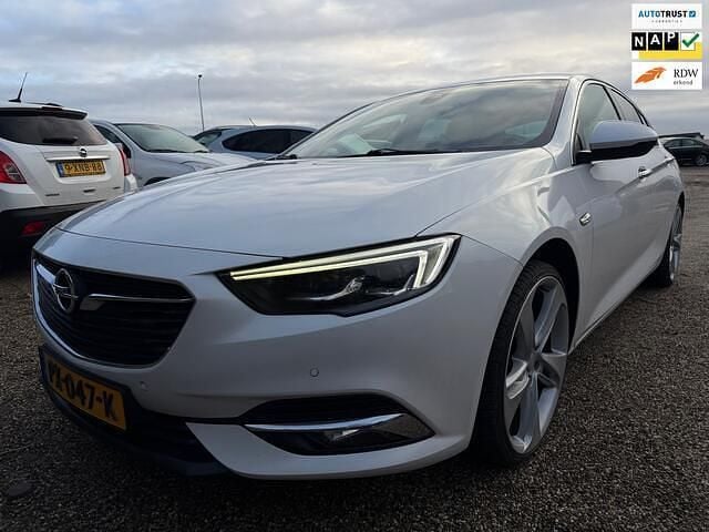Occasion Opel Insignia Innovation 165 PK (121 kW) 2017 Wit Hatchback