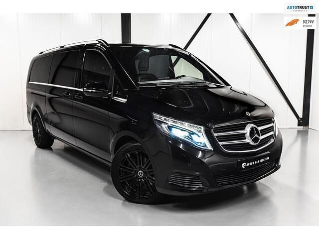 Zwart Gebruikt 2019 Mercedes V250 Edition MPV | € 29.950 (Super prijs) - Afbeelding 1/4