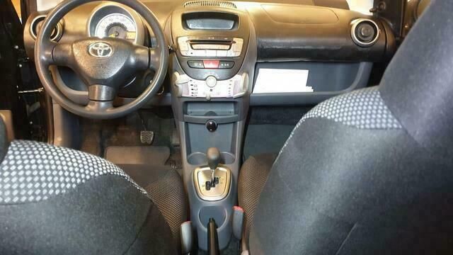 Occasion Toyota Aygo 68 PK (50 kW) 2009 Zwart Hatchback