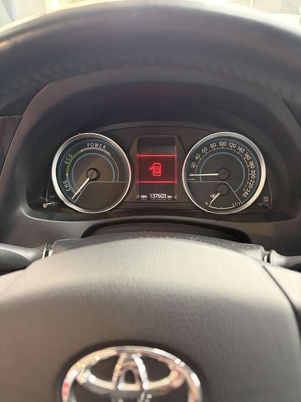 Occasion Toyota Auris Hybrid Travel 136 PK (100 kW) 2012 Sedan