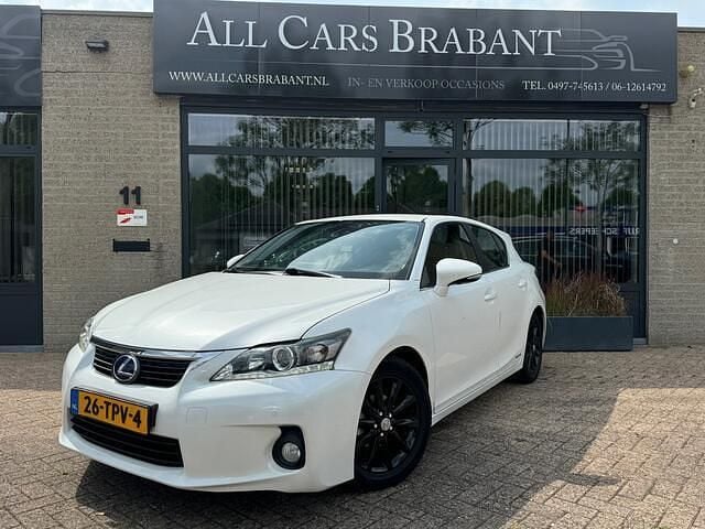 Wit Gebruikt 2012 Lexus CT200h Business Edition Hatchback | € 8.750 (Eerlijke prijs) - Afbeelding 1/4