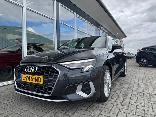 Occasion Audi A3 Sportback Business 110 PK (80 kW) 2021 Grijs Hatchback