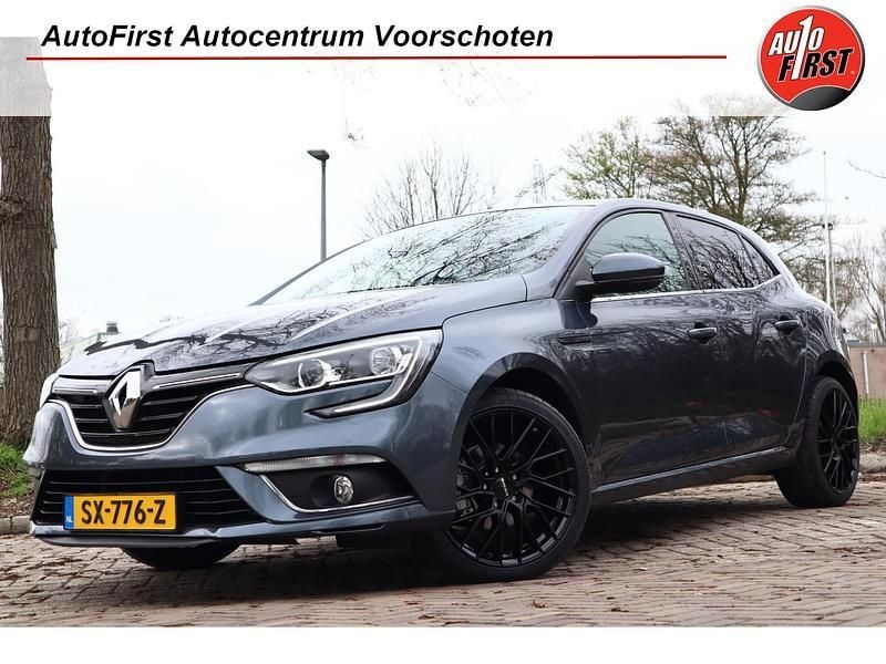 Grijs Gebruikt 2018 Renault Mégane IV Zen Hatchback | € 11.900 (Goede deal) - Afbeelding 1/4