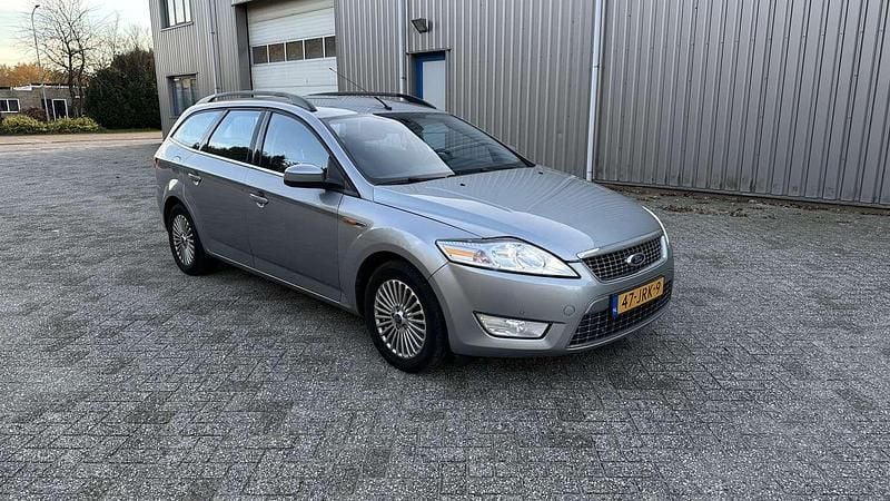 Grijs Gebruikt 2009 Ford Mondeo Titanium Stationwagen | € 1.800 (Super prijs) - Afbeelding 1/4