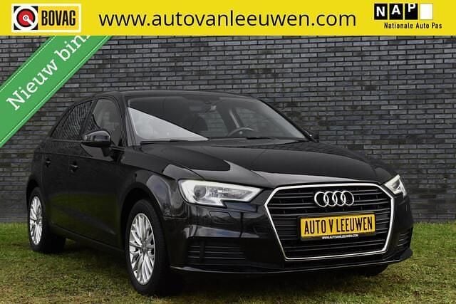 Zwart Gebruikt 2017 Audi A3 Sportback Proline Hatchback | € 15.925 (Goede deal) - Afbeelding 1/4