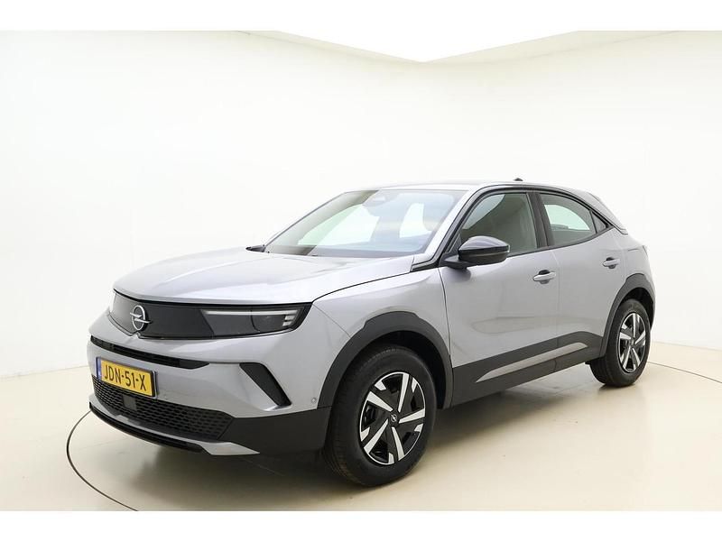 Grijs Nieuw 2025 Opel Mokka-e SUV | € 38.645 (Iets duurder) - Afbeelding 1/1
