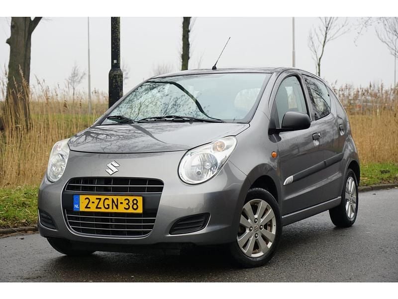 Occasion Suzuki Alto 68 PK (50 kW) 2015 Grijs (metallic) Hatchback