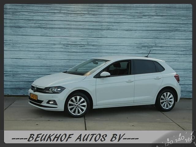 Wit Gebruikt 2021 VW Polo Highline Hatchback | € 15.999 (Goede deal) - Afbeelding 1/4