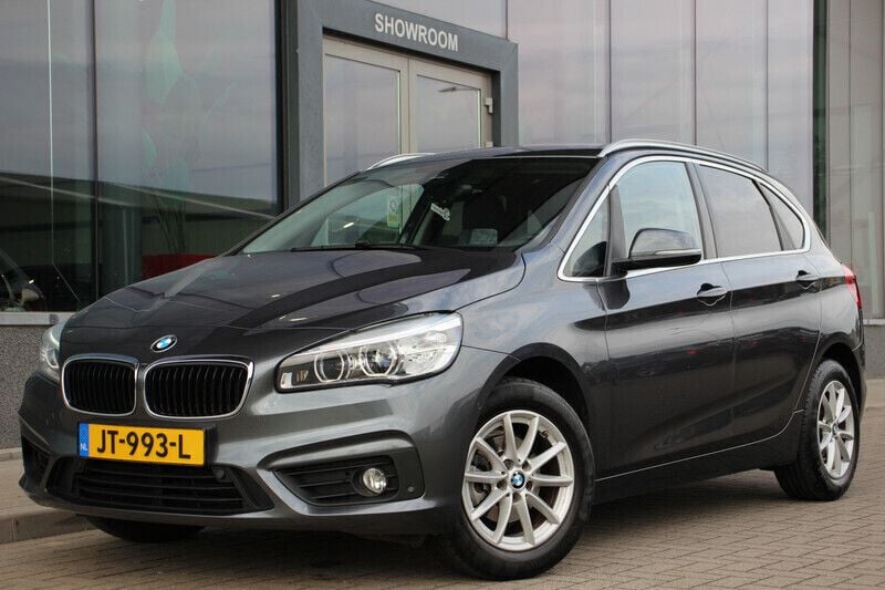 Grijs Gebruikt 2016 BMW 216 Executive Stationwagen | € 17.545 (Iets duurder) - Afbeelding 1/4
